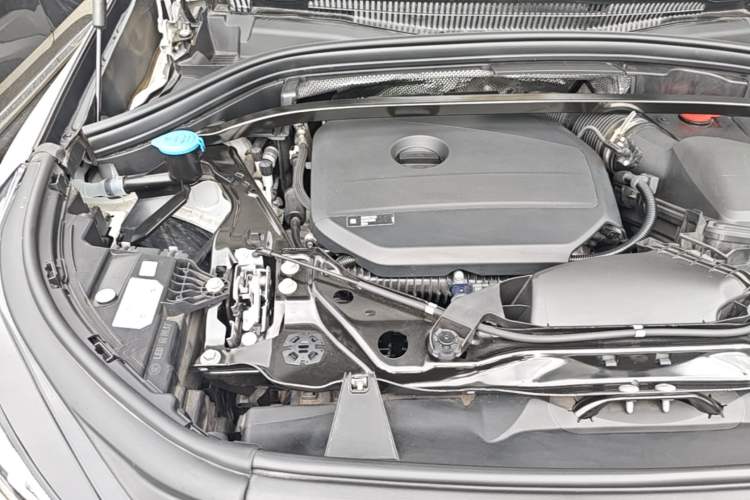 Used BMW X1 2024 sDrive25Li M Sport Package Engine Bay Right
