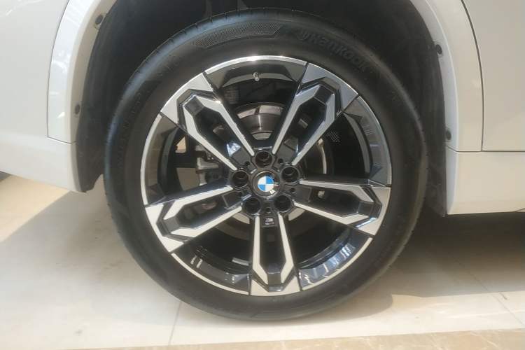 Used BMW X1 2024 sDrive25Li M Sport Package Exterior 5