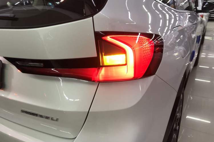 Used BMW X1 2024 sDrive25Li X Design Package Exterior 6