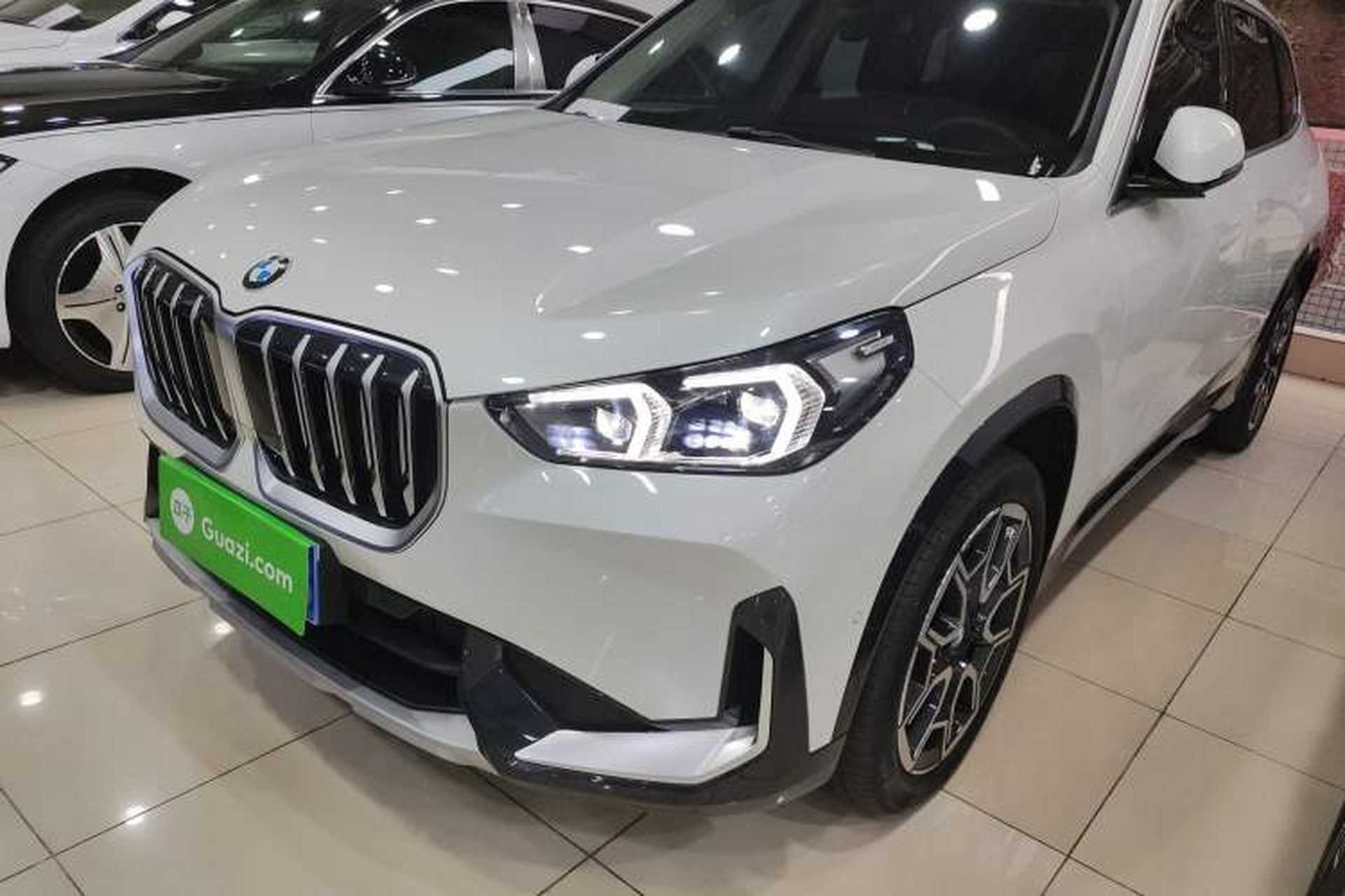 Used BMW X1 2024 sDrive25Li X Design Package Front Left 45 Deg