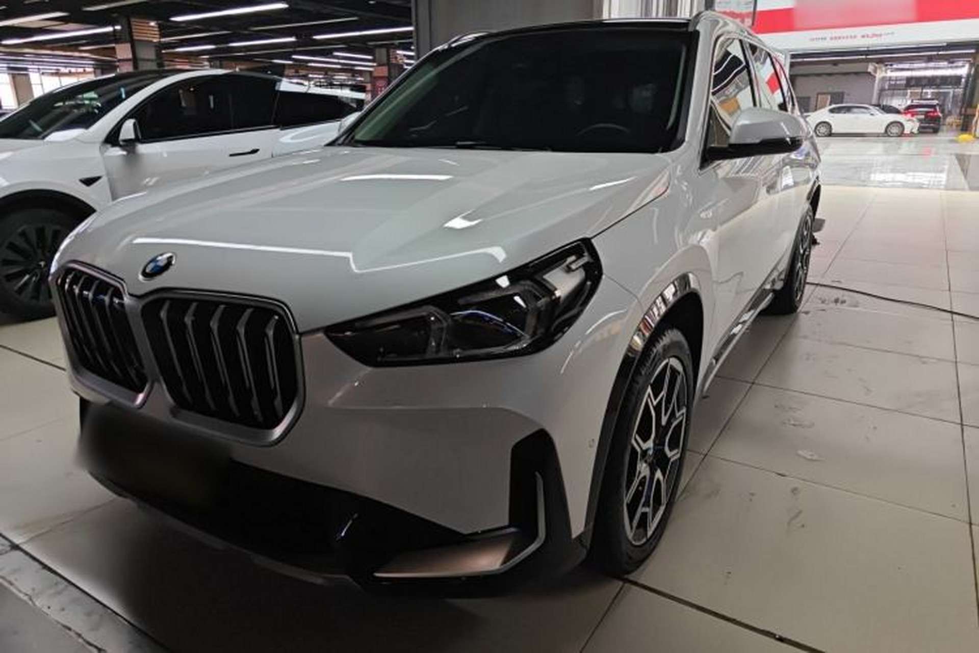 Used BMW X1 2024 sDrive25Li X Design Package Front Left 45 Deg