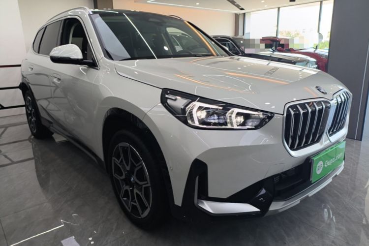 Used BMW X1 2024 sDrive25Li X Design Package Front Right 45 Deg
