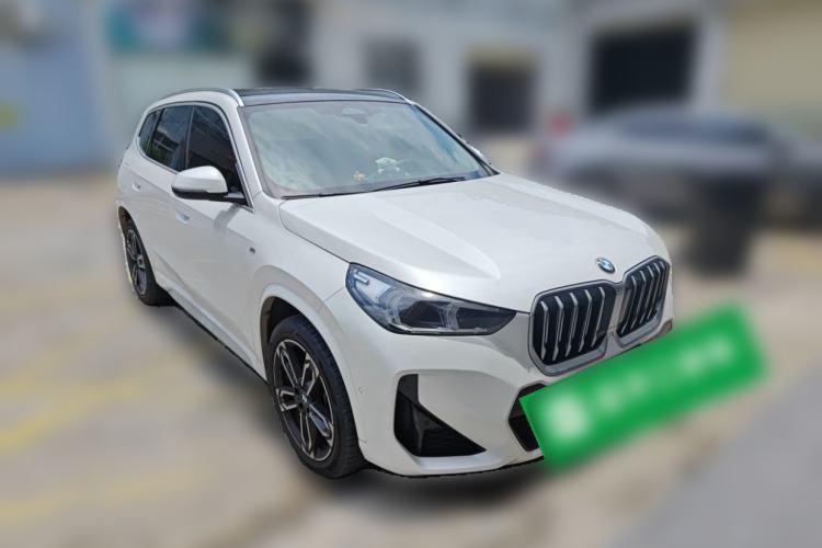 Used BMW X1 2024 sDrive25Li M Sport Package Front Right 45 Deg