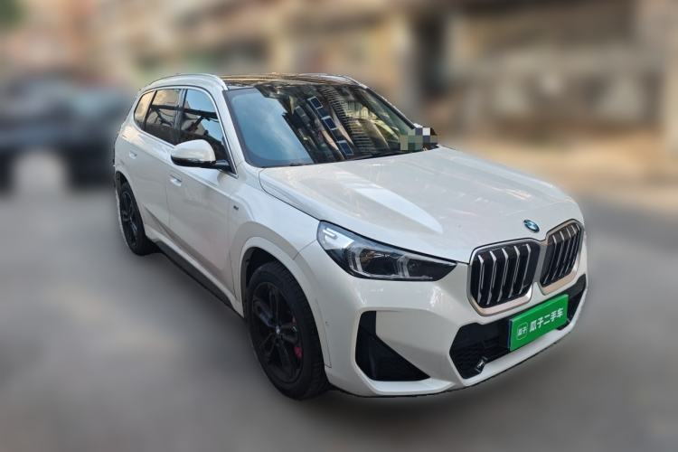 Used BMW X1 2024 sDrive25Li M Sport Package Front Right 45 Deg