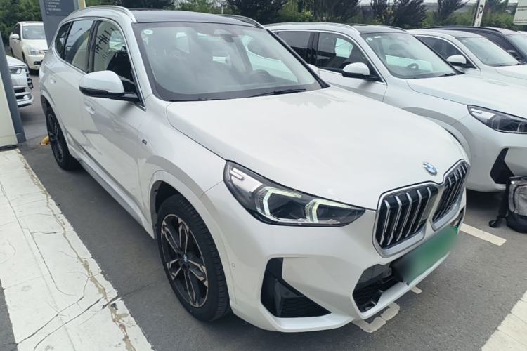 Used BMW X1 2024 sDrive25Li M Sport Package Front Right 45 Deg