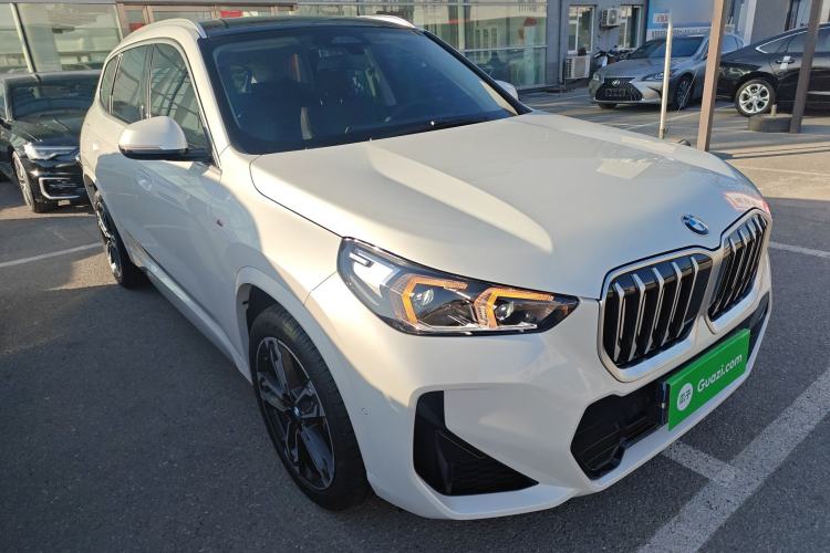 Used BMW X1 2024 sDrive25Li M Sport Package Front Right 45 Deg