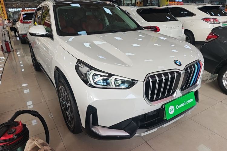 Used BMW X1 2024 sDrive25Li X Design Package Front Right 45 Deg