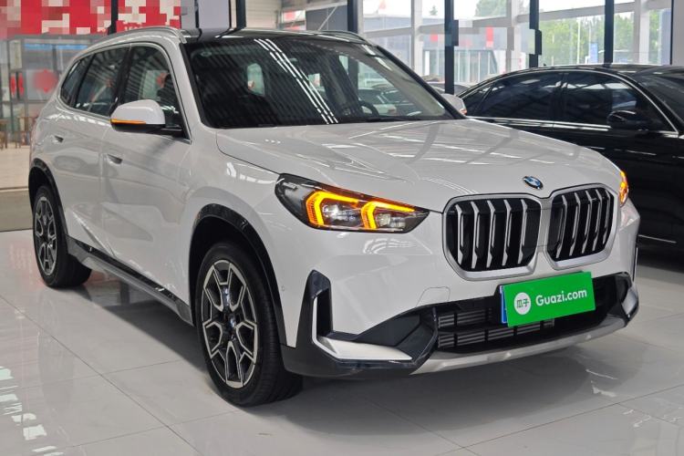 Used BMW X1 2024 sDrive25Li X Design Package Front Right 45 Deg