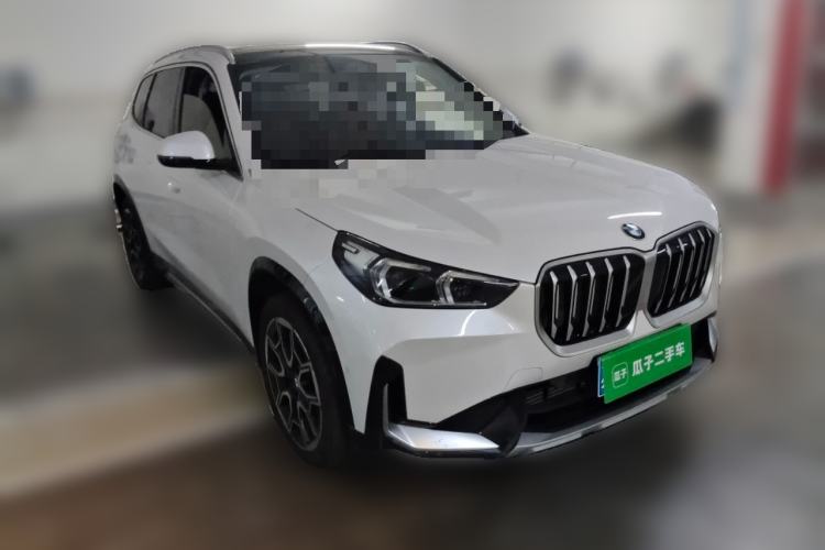Used BMW X1 2024 sDrive25Li X Design Package Front Right 45 Deg