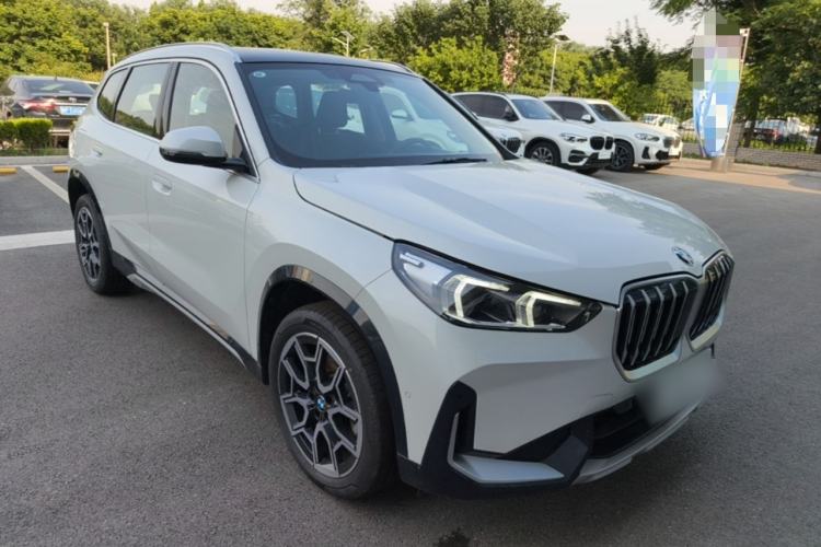 Used BMW X1 2024 sDrive25Li X Design Package Front Right 45 Deg