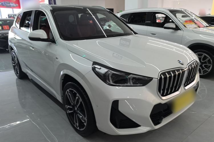 Used BMW X1 2024 sDrive25Li M Sport Package Front Right 45 Deg