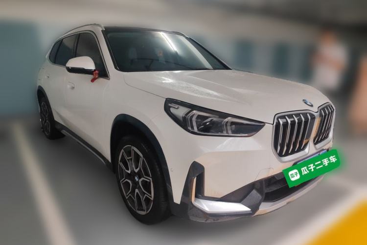Used BMW X1 2024 sDrive25Li X Design Package Front Right 45 Deg