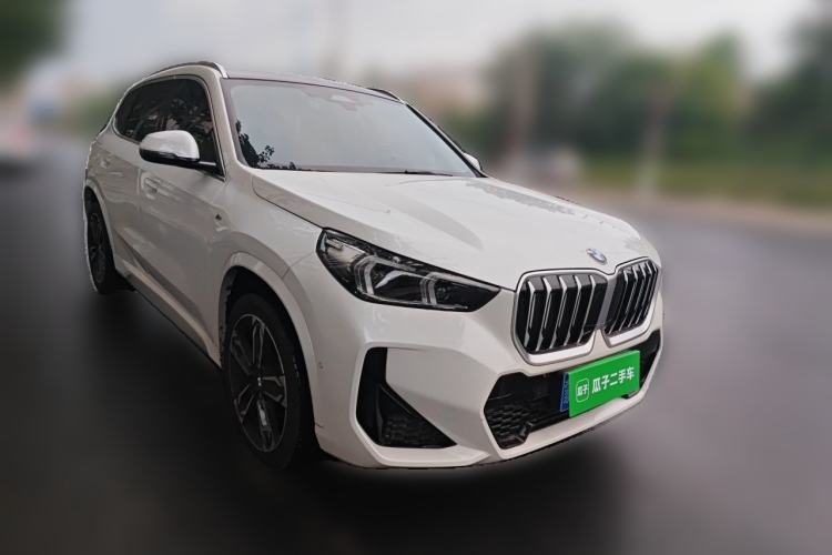 Used BMW X1 2024 sDrive25Li M Sport Package Front Right 45 Deg