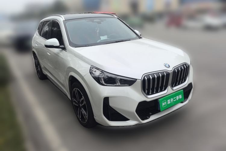 Used BMW X1 2024 sDrive25Li M Sport Package Front Right 45 Deg