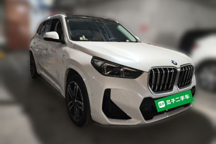 Used BMW X1 2024 sDrive25Li M Sport Package Front Right 45 Deg