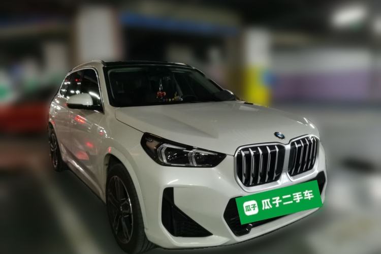 Used BMW X1 2024 sDrive25Li M Sport Package Front Right 45 Deg