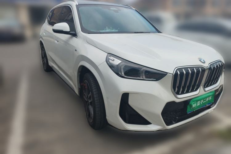 Used BMW X1 2024 sDrive25Li M Sport Package Front Right 45 Deg