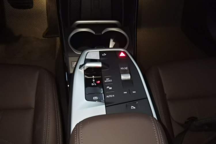 Used BMW X1 2024 sDrive25Li M Sport Package Gear Lever