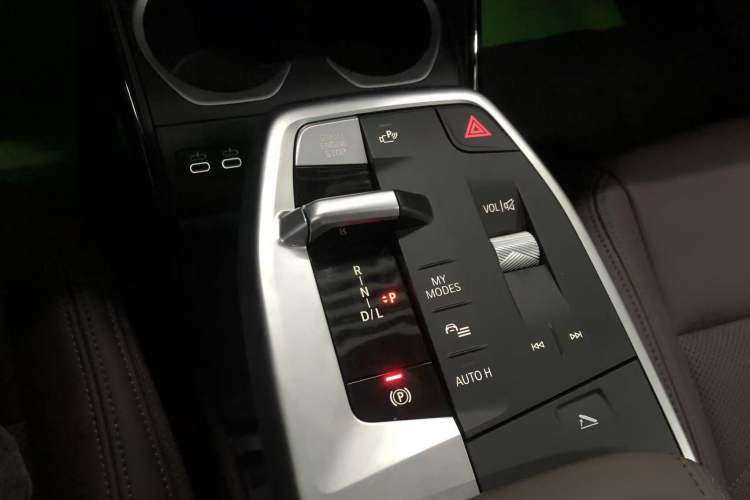 Used BMW X1 2024 sDrive25Li X Design Package Gear Lever