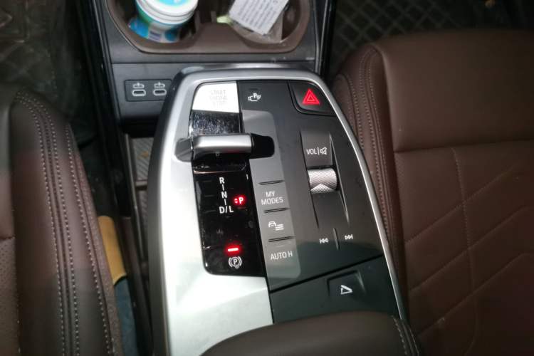 Used BMW X1 2024 sDrive25Li M Sport Package Gear Lever