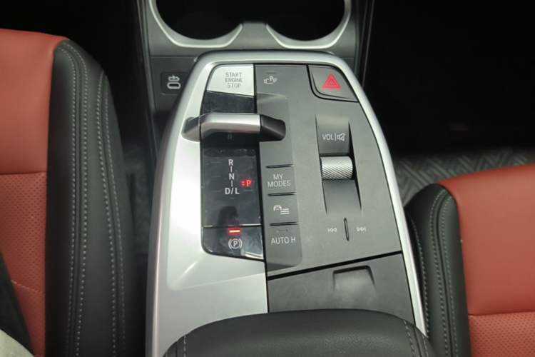 Used BMW X1 2024 sDrive25Li X Design Package Gear Lever