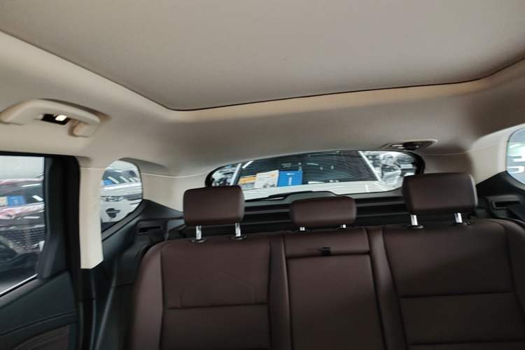 Used BMW X1 2024 sDrive25Li X Design Package Headliner