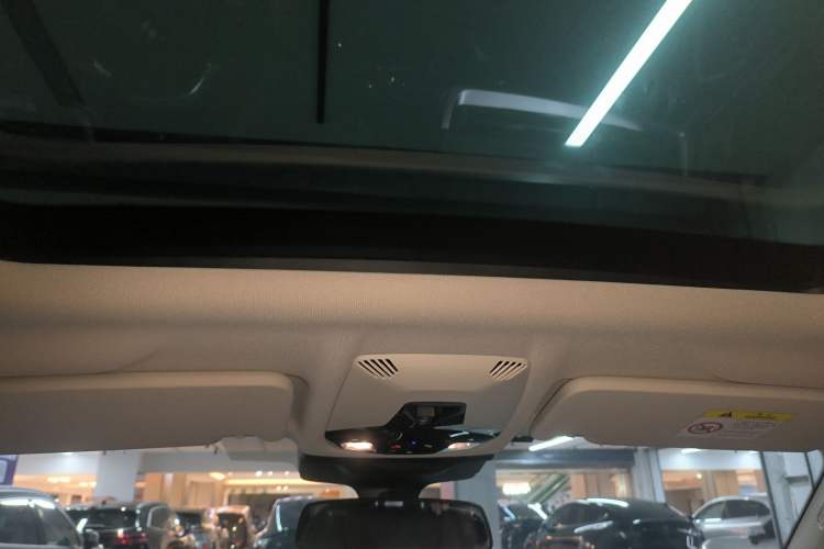 Used BMW X1 2024 sDrive25Li X Design Package Headliner