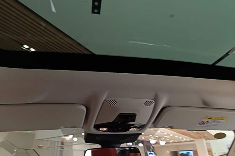 Used BMW X1 2024 sDrive25Li X Design Package Headliner