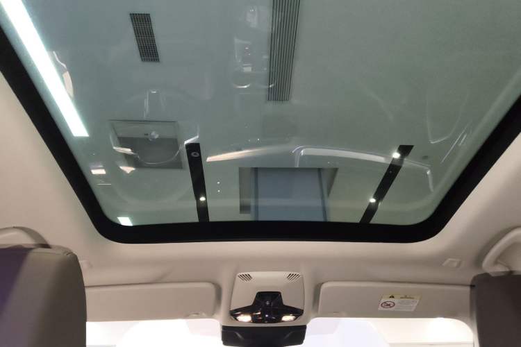 Used BMW X1 2024 sDrive25Li M Sport Package Headliner