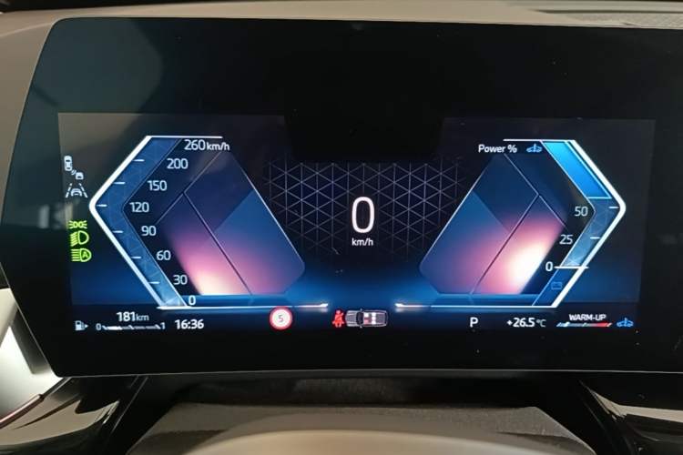 Used BMW X1 2024 sDrive25Li X Design Package Instrument Cluster