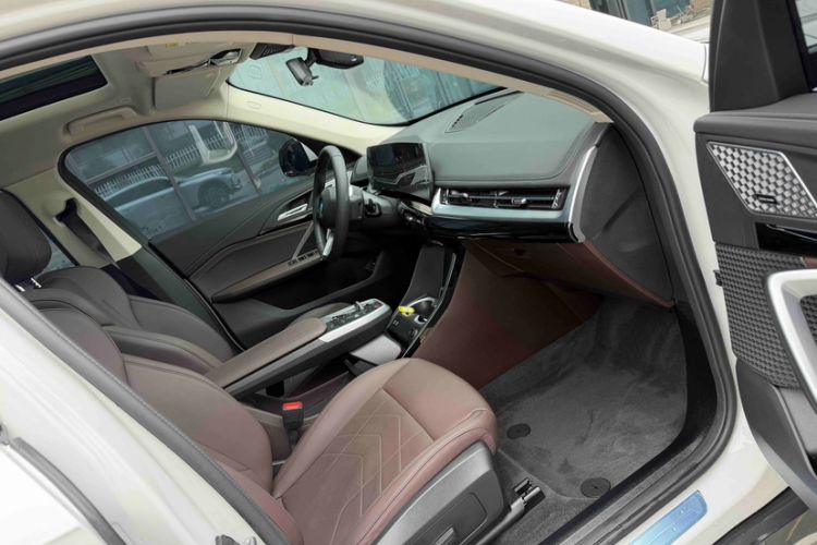 Used BMW X1 2024 sDrive25Li X Design Package Interior 12