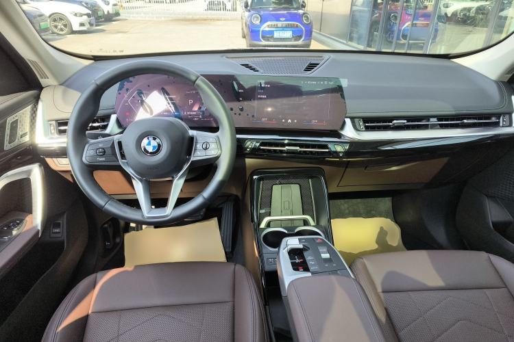 Used BMW X1 2024 sDrive25Li X Design Package Interior 2