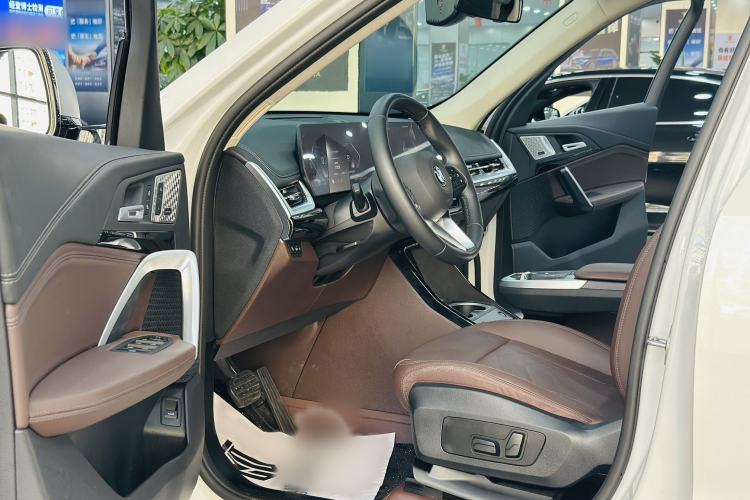 Used BMW X1 2024 sDrive25Li X Design Package Interior 3