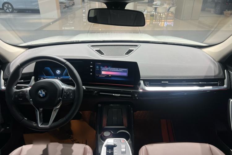 Used BMW X1 2024 sDrive25Li X Design Package Interior 3
