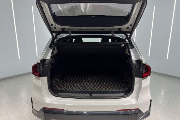 Used BMW X1 2024 sDrive25Li X Design Package Interior 7