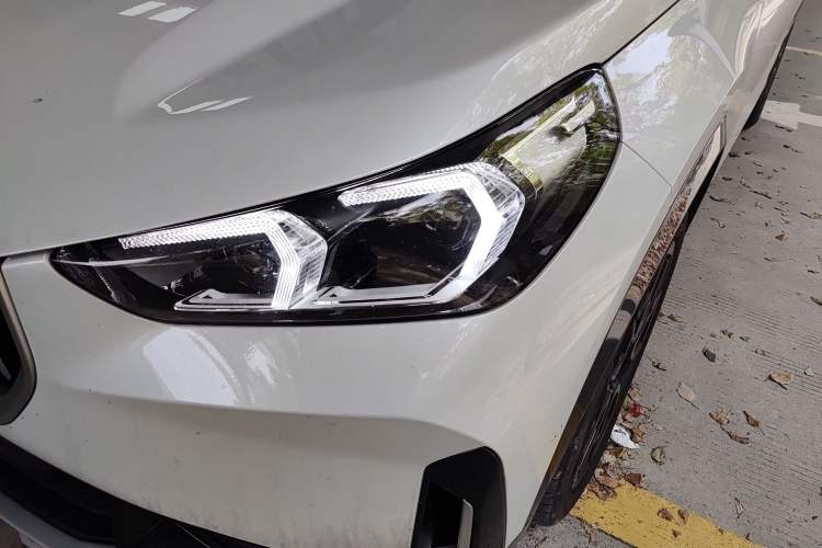 Used BMW X1 2024 sDrive25Li X Design Package Left Front Headlight