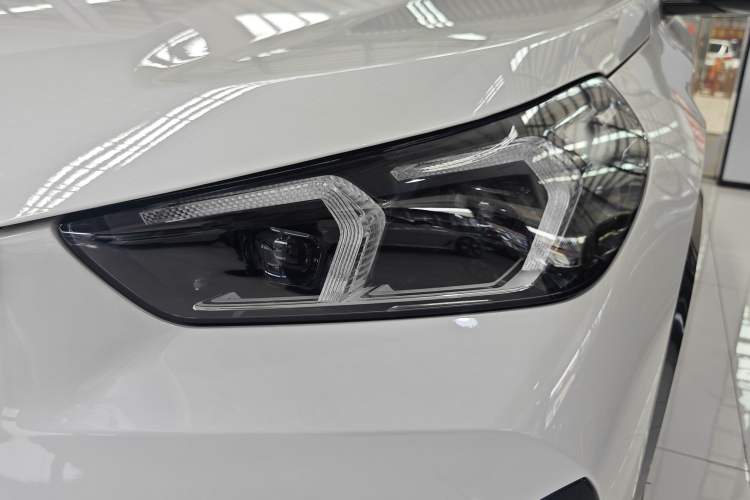 Used BMW X1 2024 sDrive25Li X Design Package Left Front Headlight