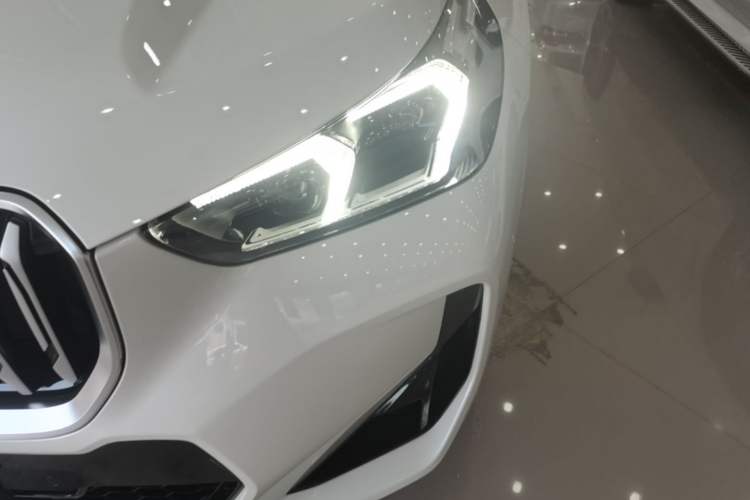 Used BMW X1 2024 sDrive25Li M Sport Package Left Front Headlight