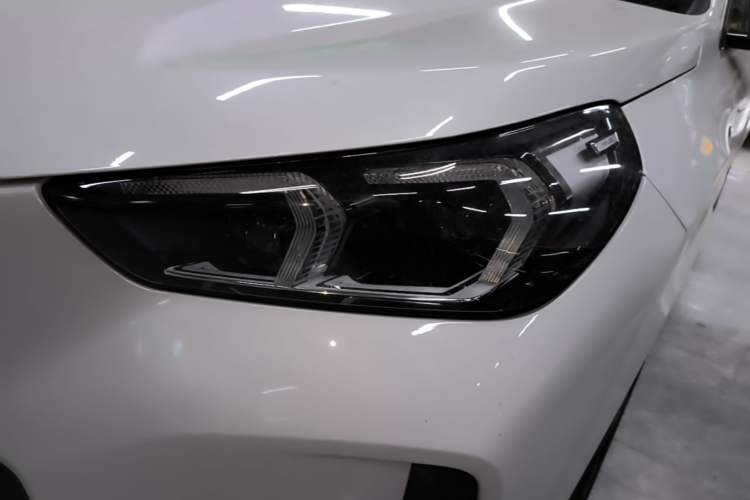 Used BMW X1 2024 sDrive25Li M Sport Package Left Front Headlight