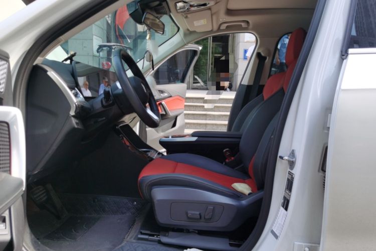 Used BMW X1 2024 sDrive25Li X Design Package Left Front Seat