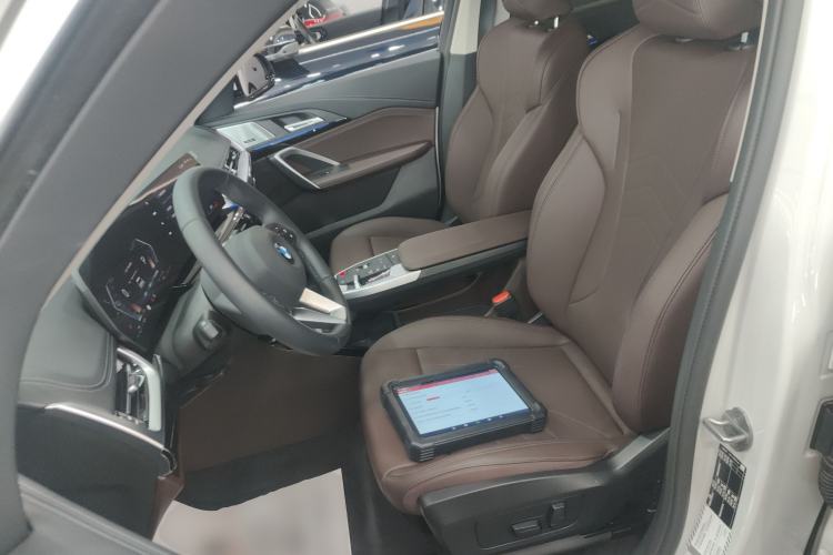 Used BMW X1 2024 sDrive25Li X Design Package Left Front Seat