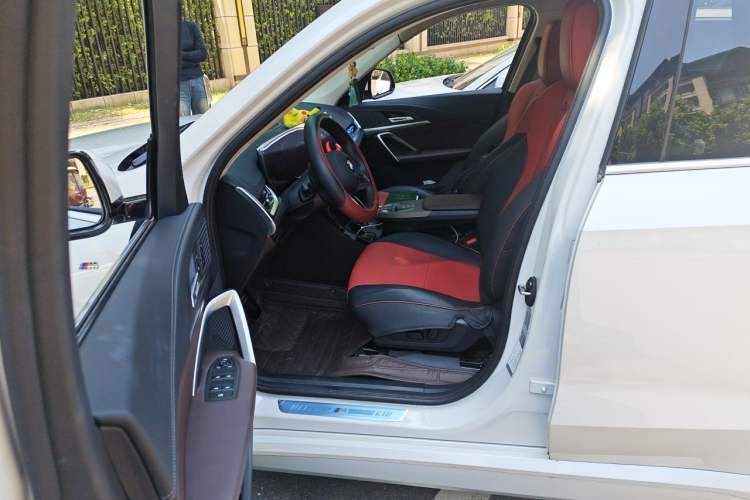 Used BMW X1 2024 sDrive25Li M Sport Package Left Front Seat
