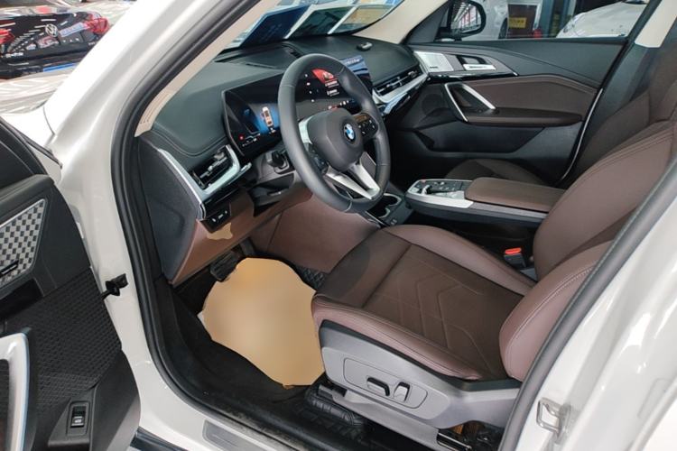 Used BMW X1 2024 sDrive25Li X Design Package Left Front Seat