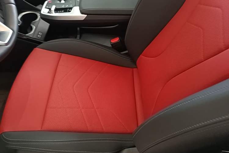 Used BMW X1 2024 sDrive25Li X Design Package Left Front Seat