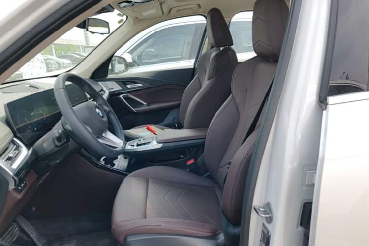 Used BMW X1 2024 sDrive25Li X Design Package Left Front Seat