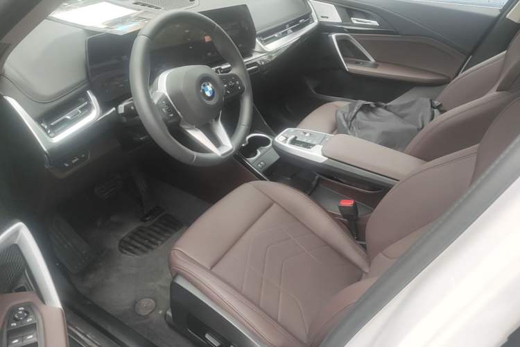 Used BMW X1 2024 sDrive25Li X Design Package Left Front Seat