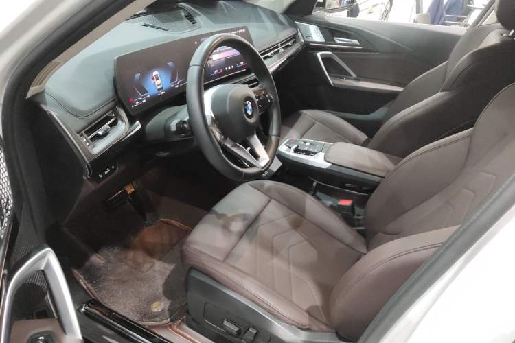 Used BMW X1 2024 sDrive25Li X Design Package Left Front Seat