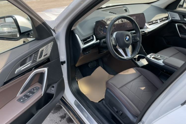 Used BMW X1 2024 sDrive25Li X Design Package Left Front Seat