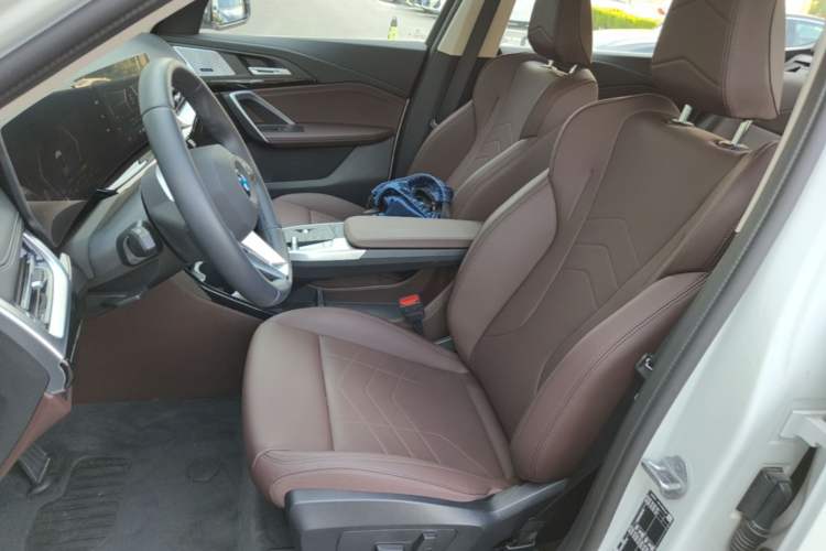 Used BMW X1 2024 sDrive25Li X Design Package Left Front Seat