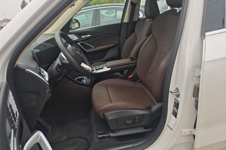 Used BMW X1 2024 sDrive25Li X Design Package Left Front Seat